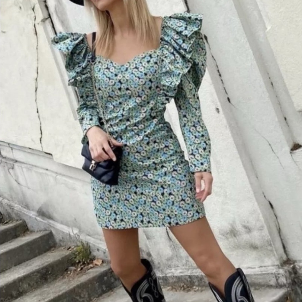 Zara Daisy Print Poplin Puff Sleeve Mini Dress. NWT. Medium.
